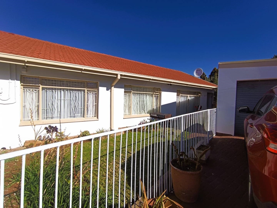 3 Bedroom Property for Sale in Uitsig Free State